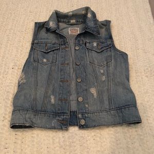 Levi denim vest